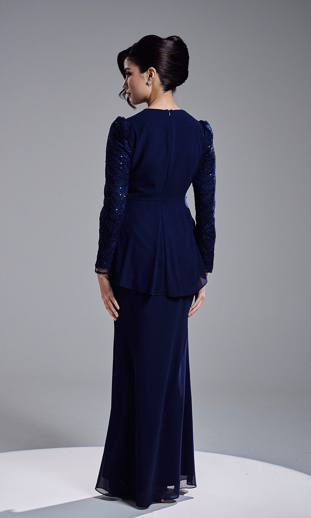 HANNAH KURUNG - NAVY