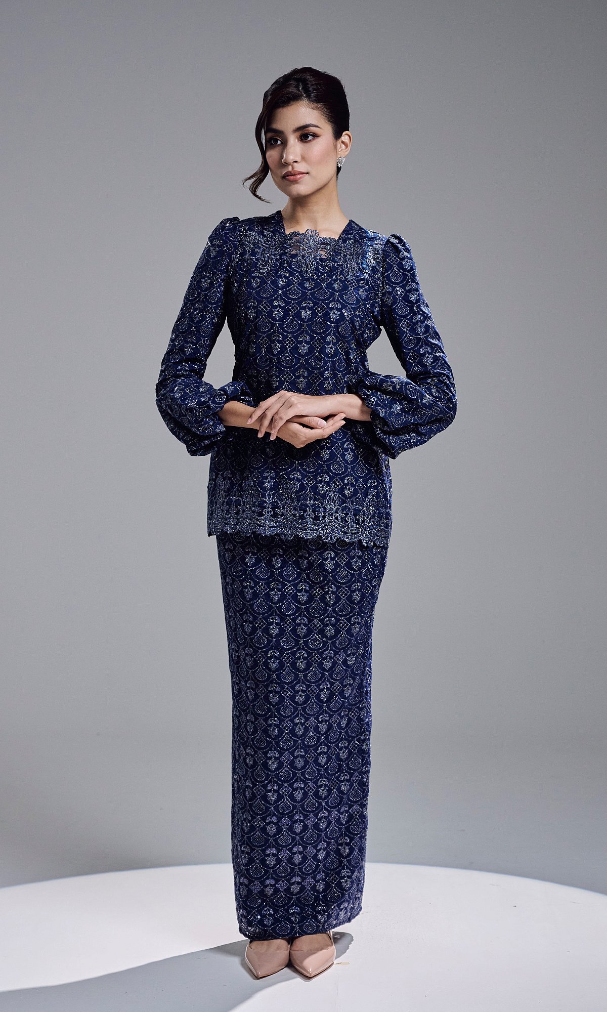 SHAZA KURUNG - NAVY