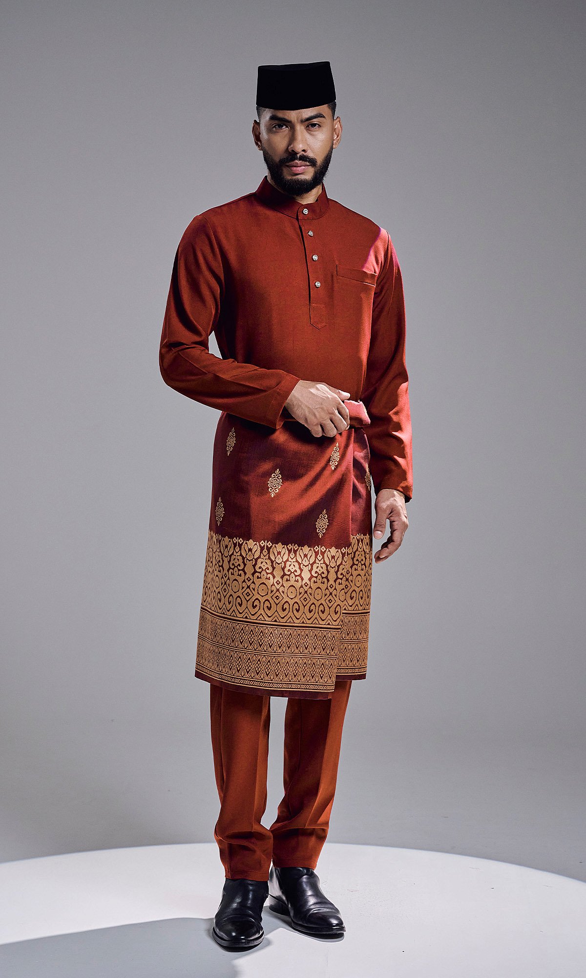 KHAREEF BAJU MELAYU -  BURNT BRICK