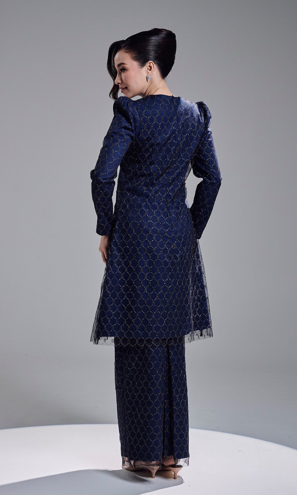 CELINE KURUNG - NAVY