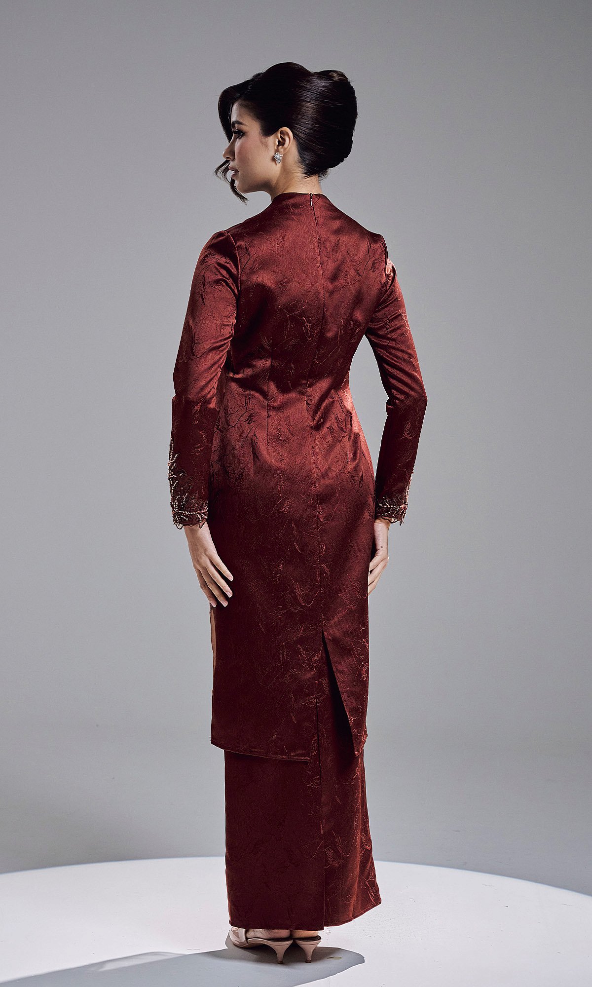 ESVARIA KURUNG - RICH BROWN