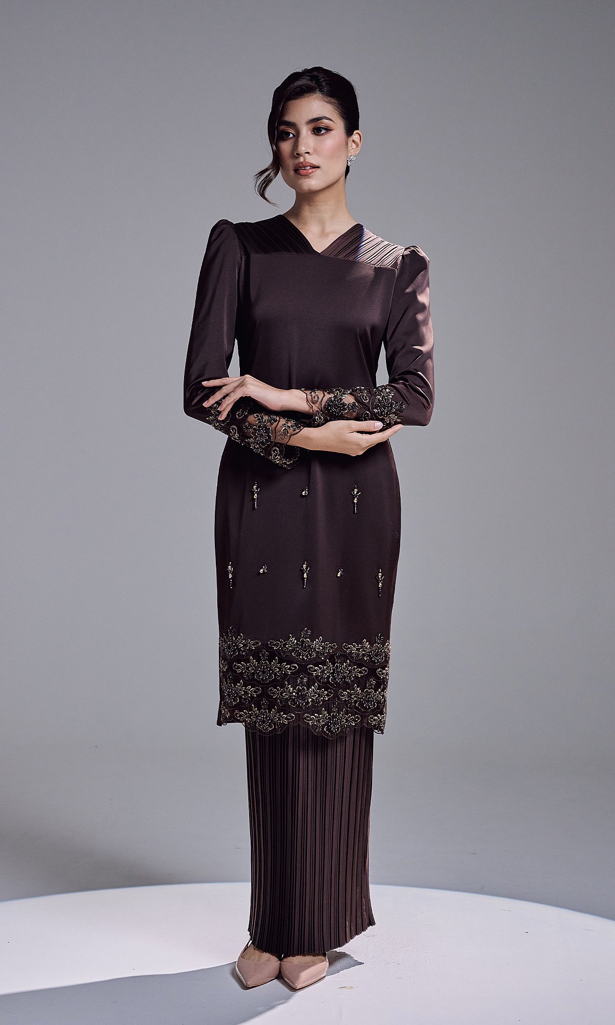 LUNAYA KURUNG - MAHOGANY