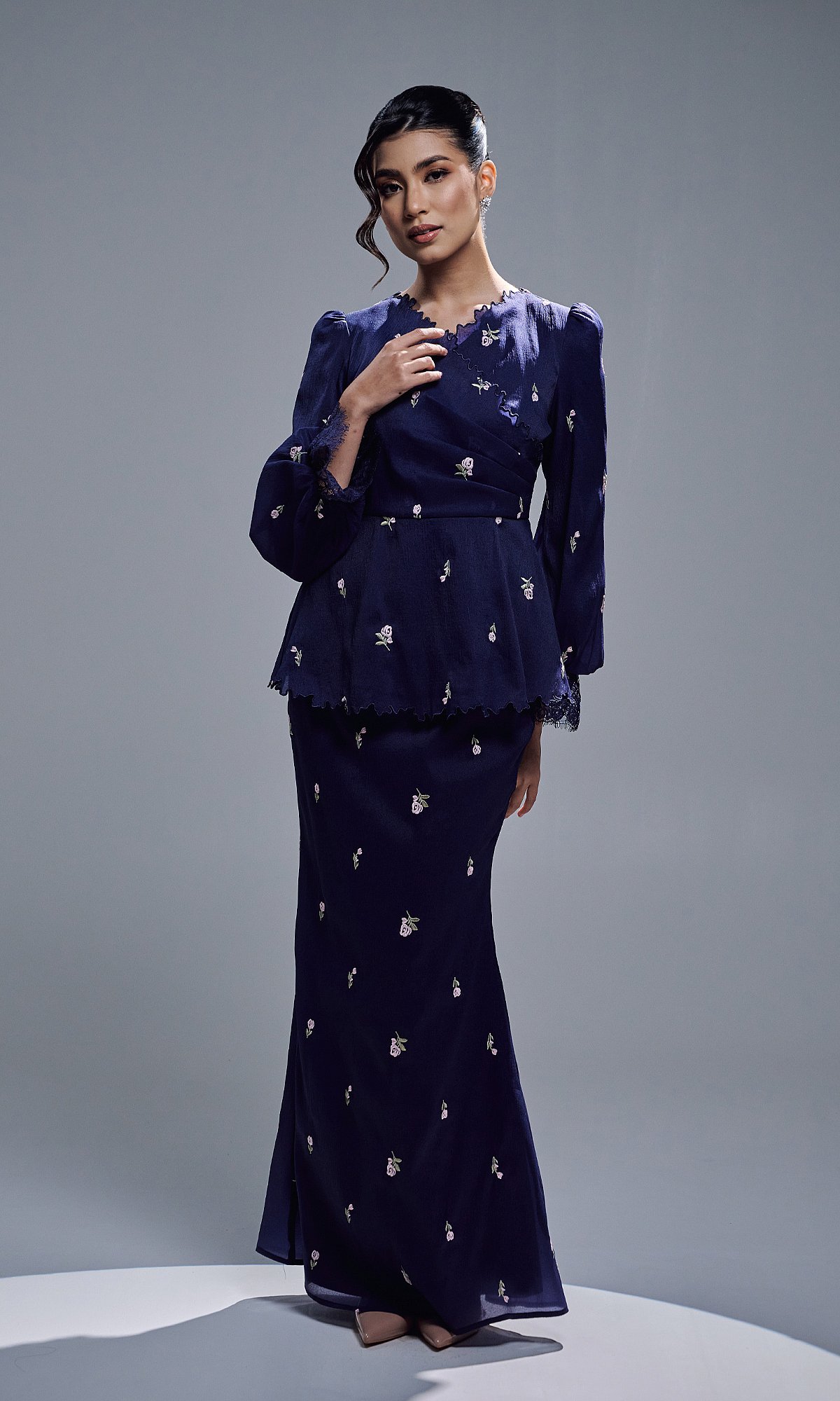 ESMIKA KURUNG - NAVY