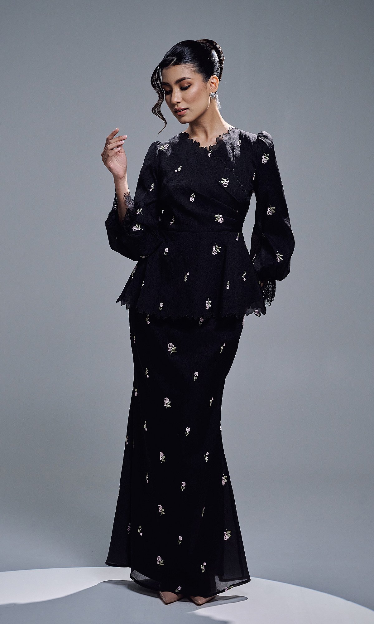 ESMIKA KURUNG - BLACK