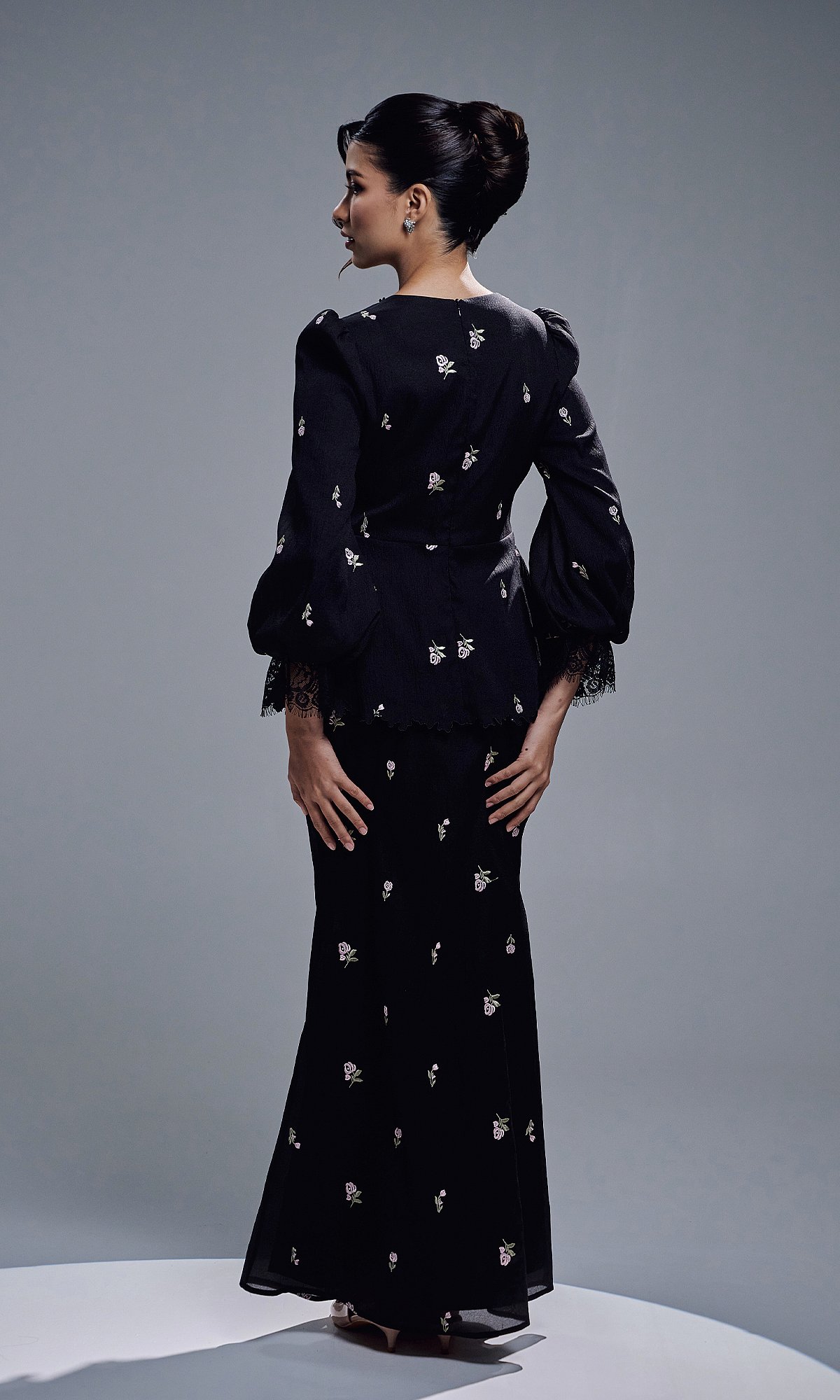 ESMIKA KURUNG - BLACK