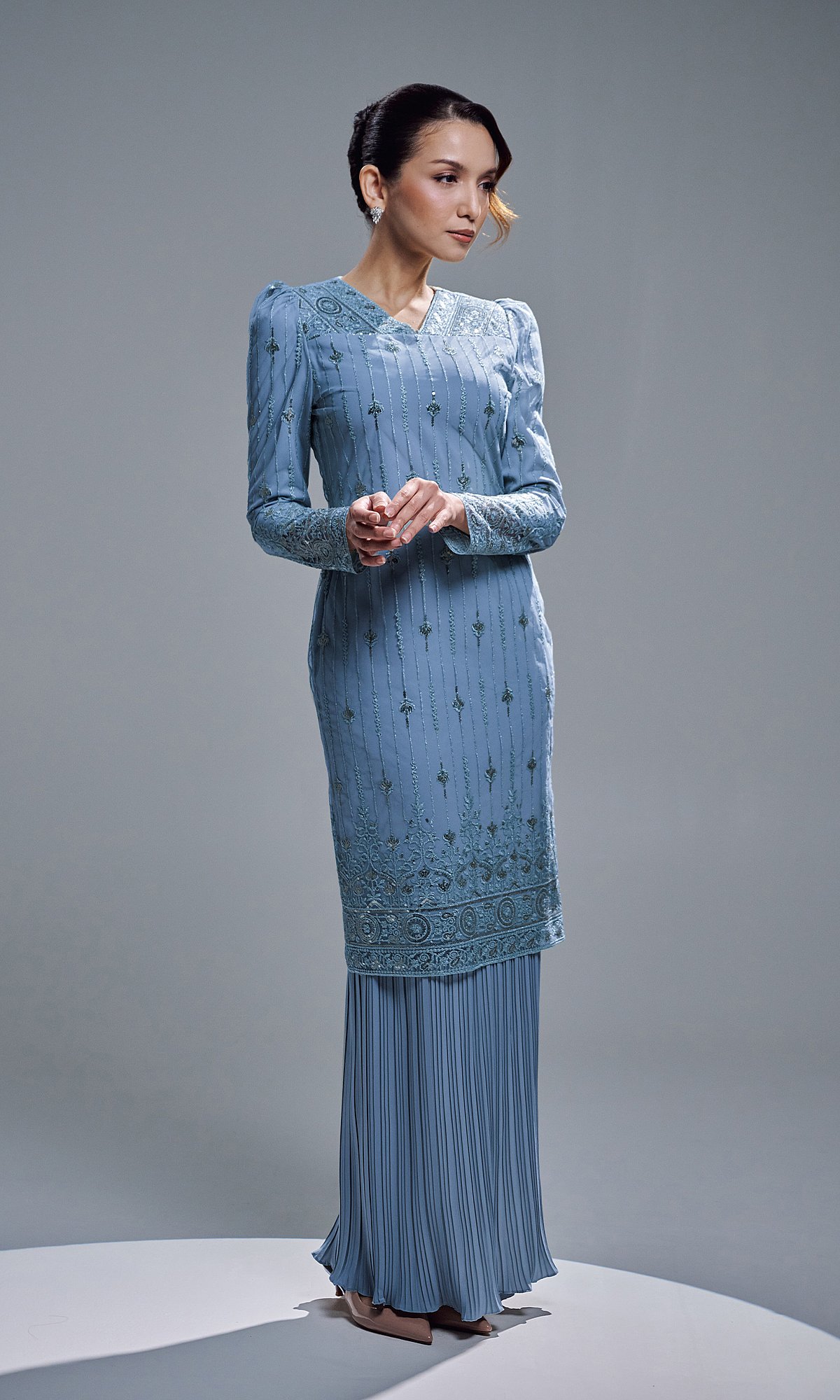CLARISSA KURUNG - DIAMOND BLUE