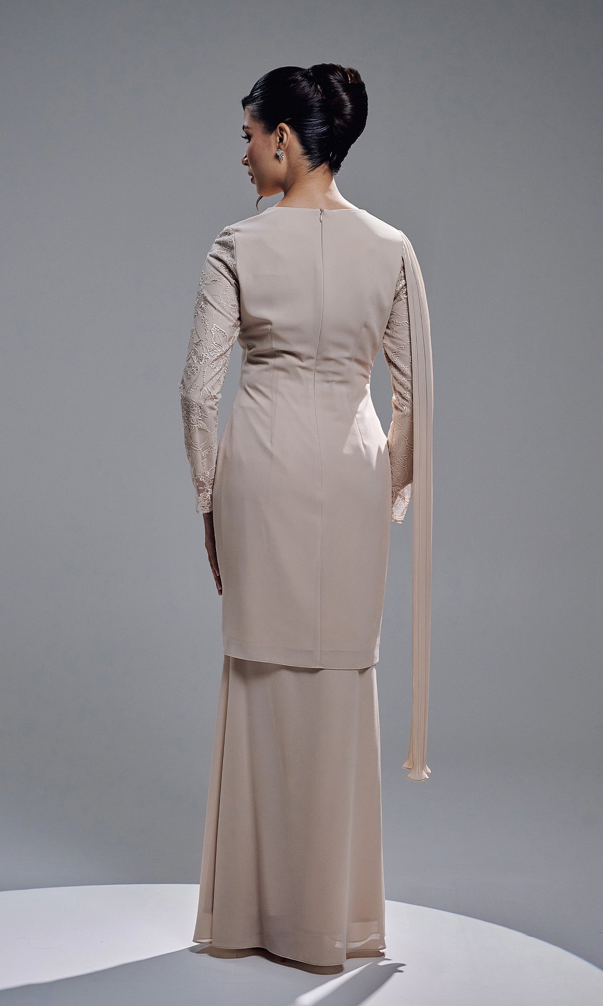 VERIANA KURUNG - CHAMPAGNE