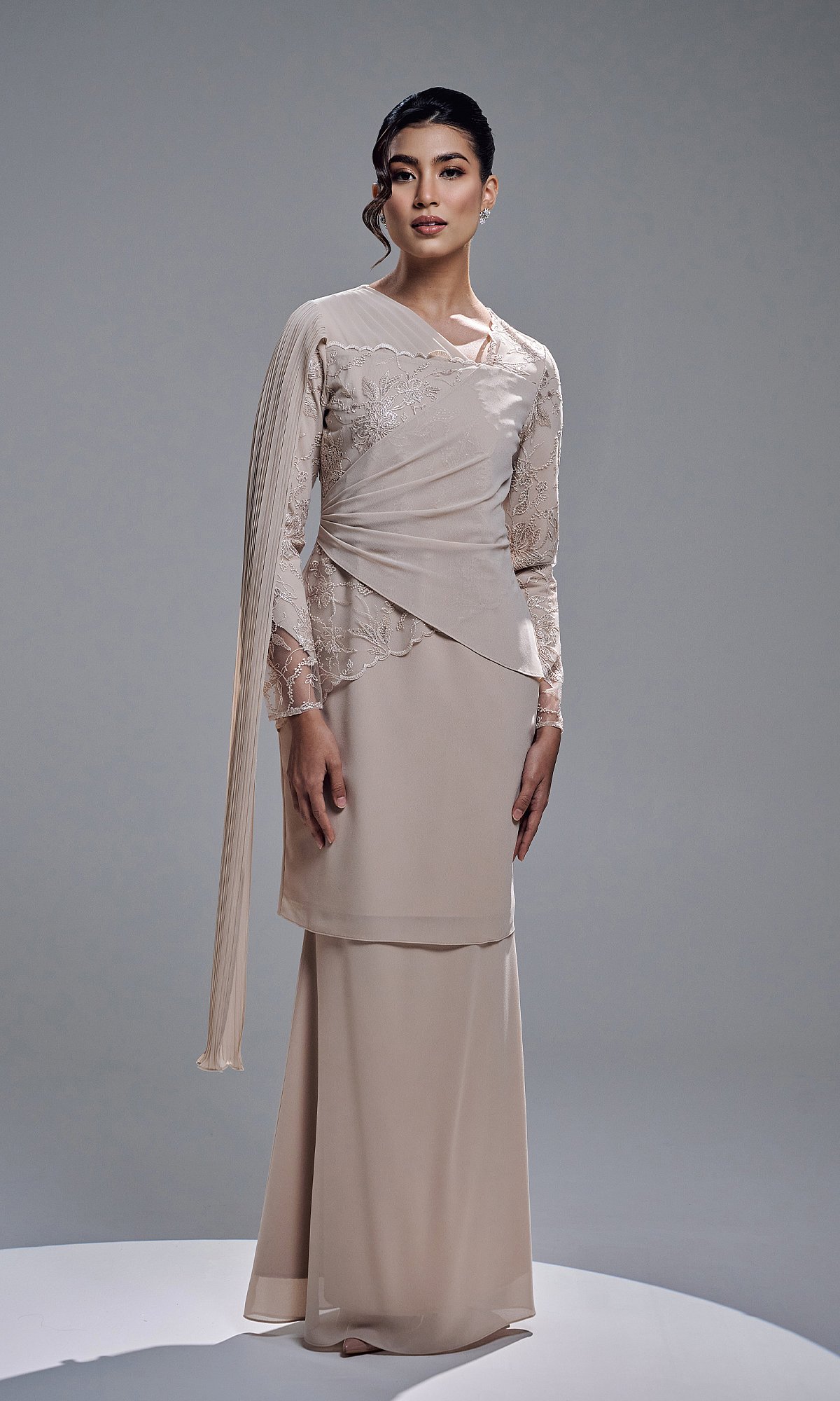 VERIANA KURUNG - CHAMPAGNE