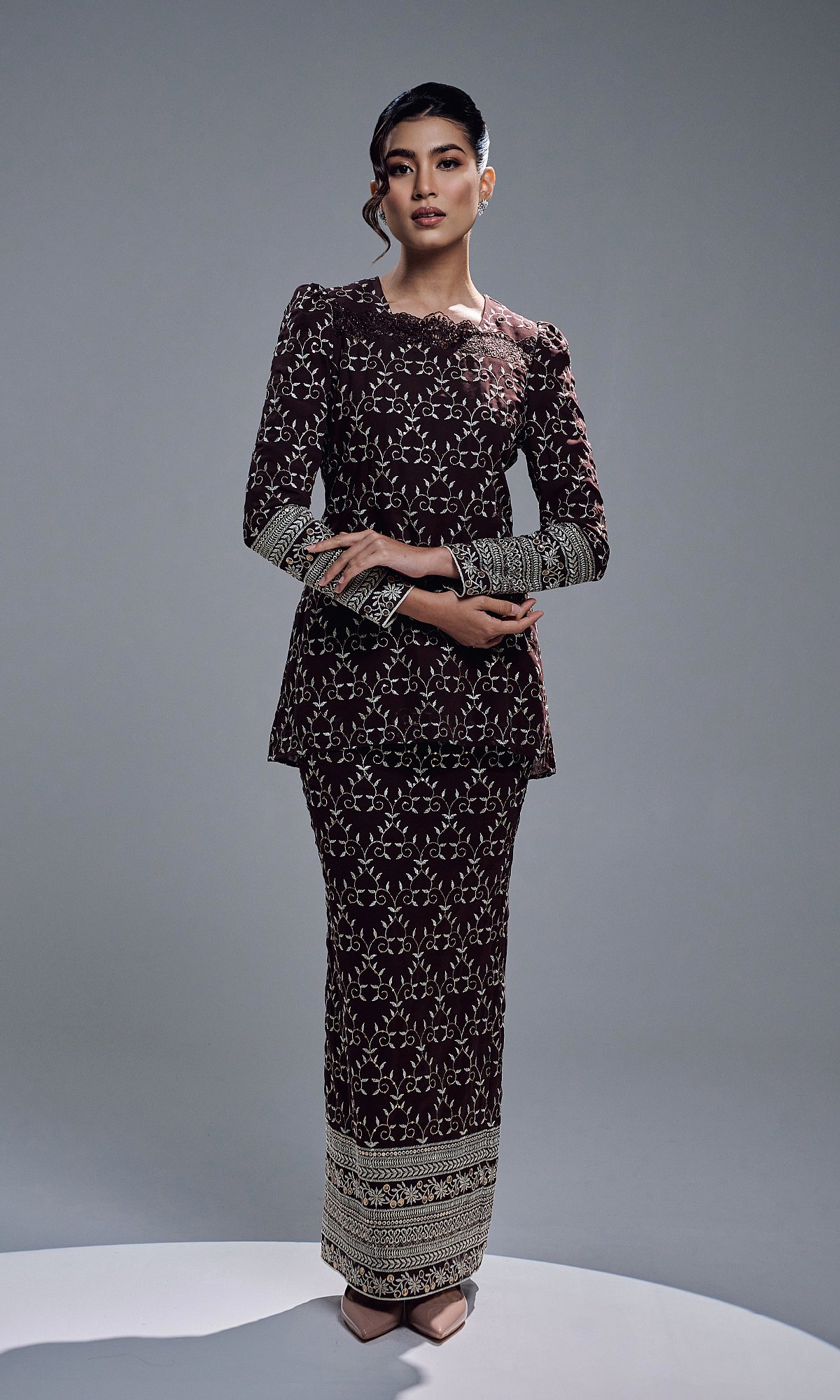 REIKA KURUNG - MAHOGANY