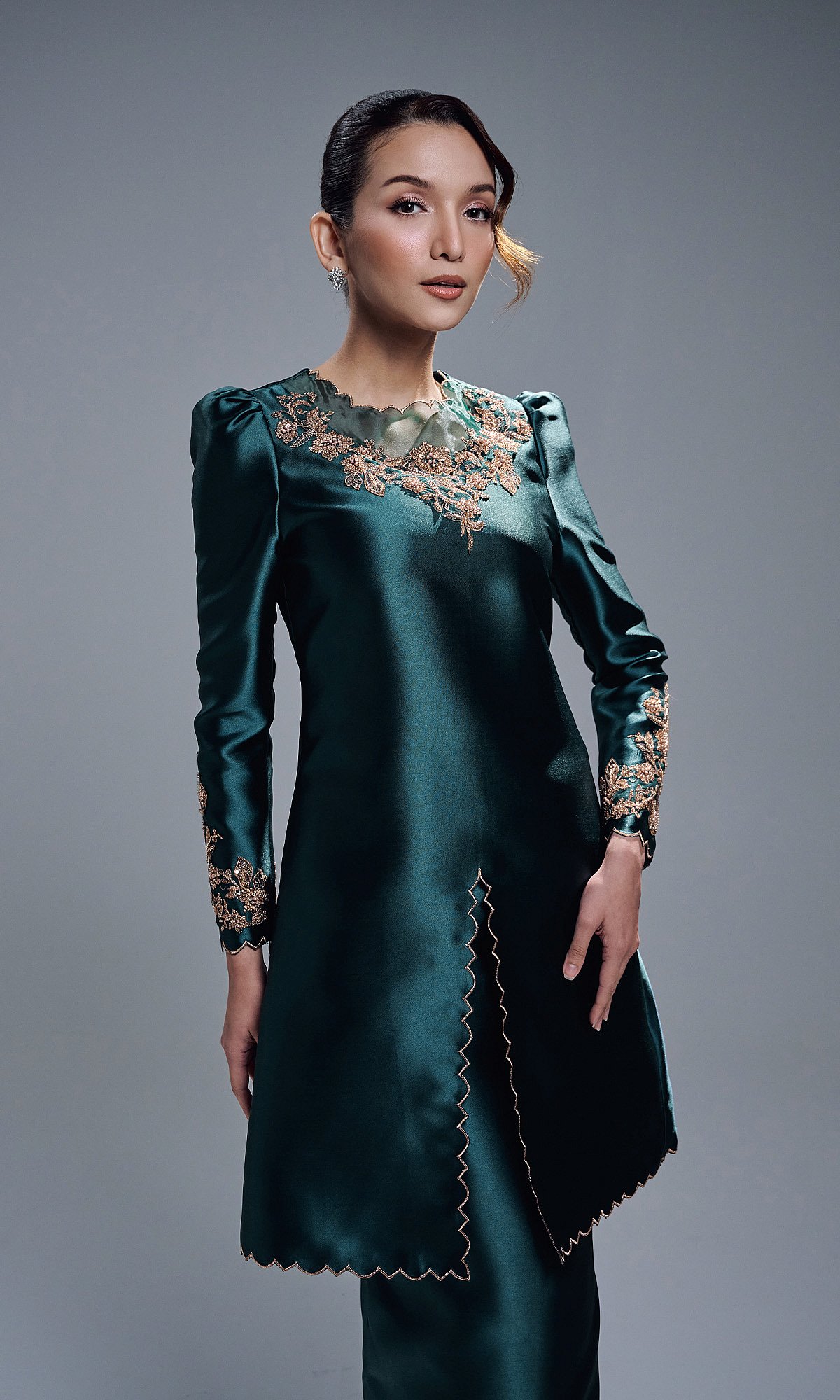 DARIYA KURUNG - EMERALD