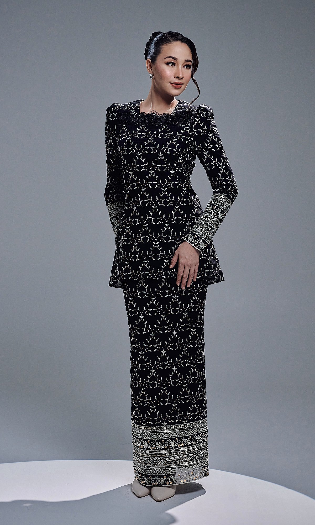 REIKA KURUNG - BLACK