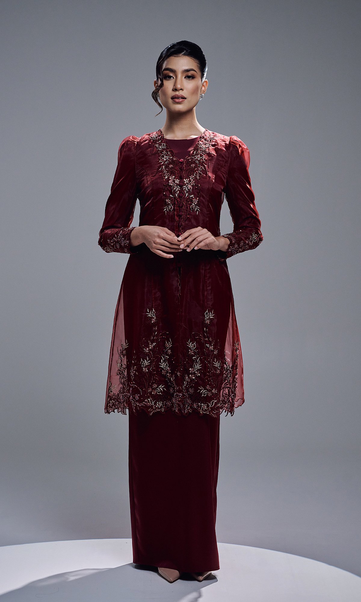 TIARA DRESS - MAROON
