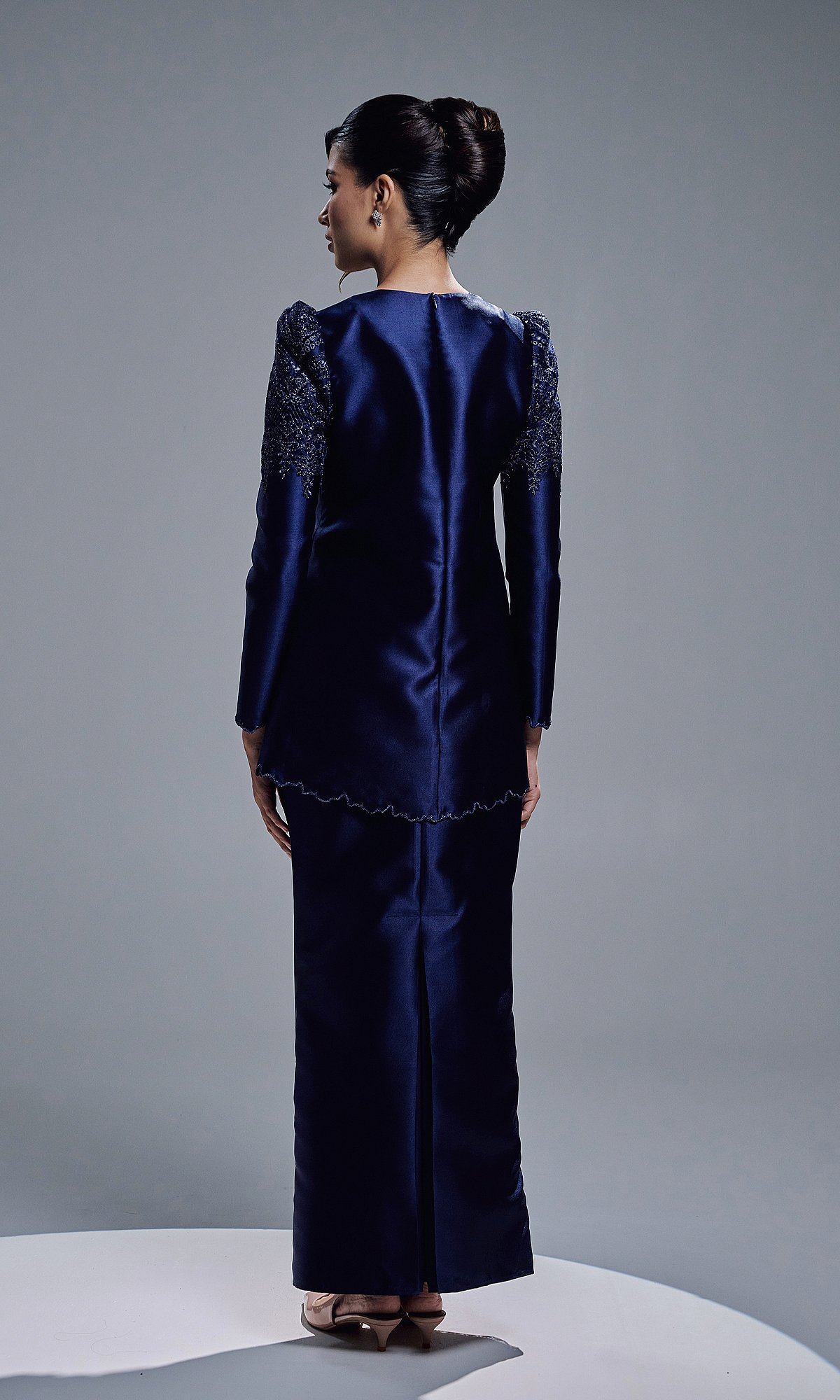 GLORIA KURUNG - NAVY