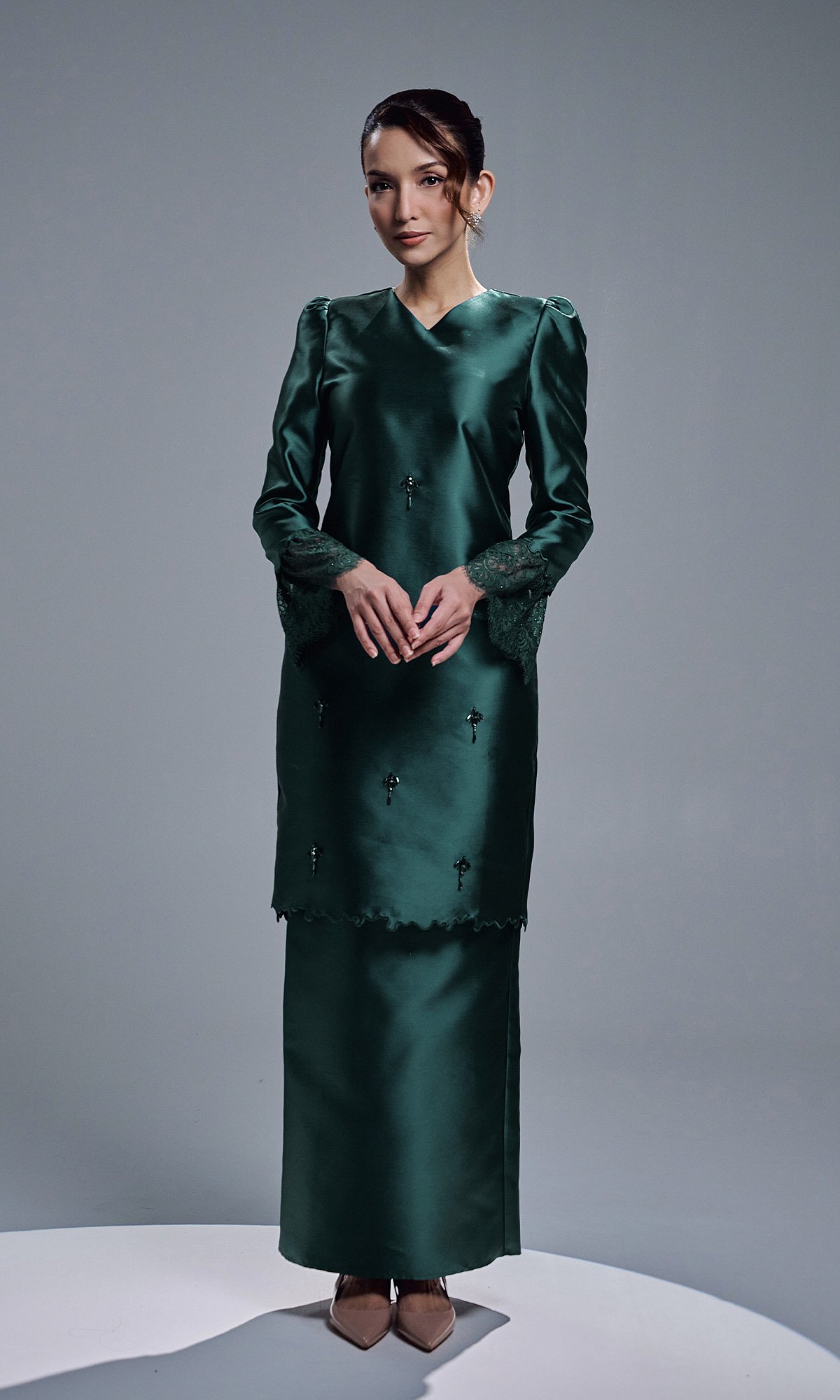 NAZIRA KURUNG - EMERALD