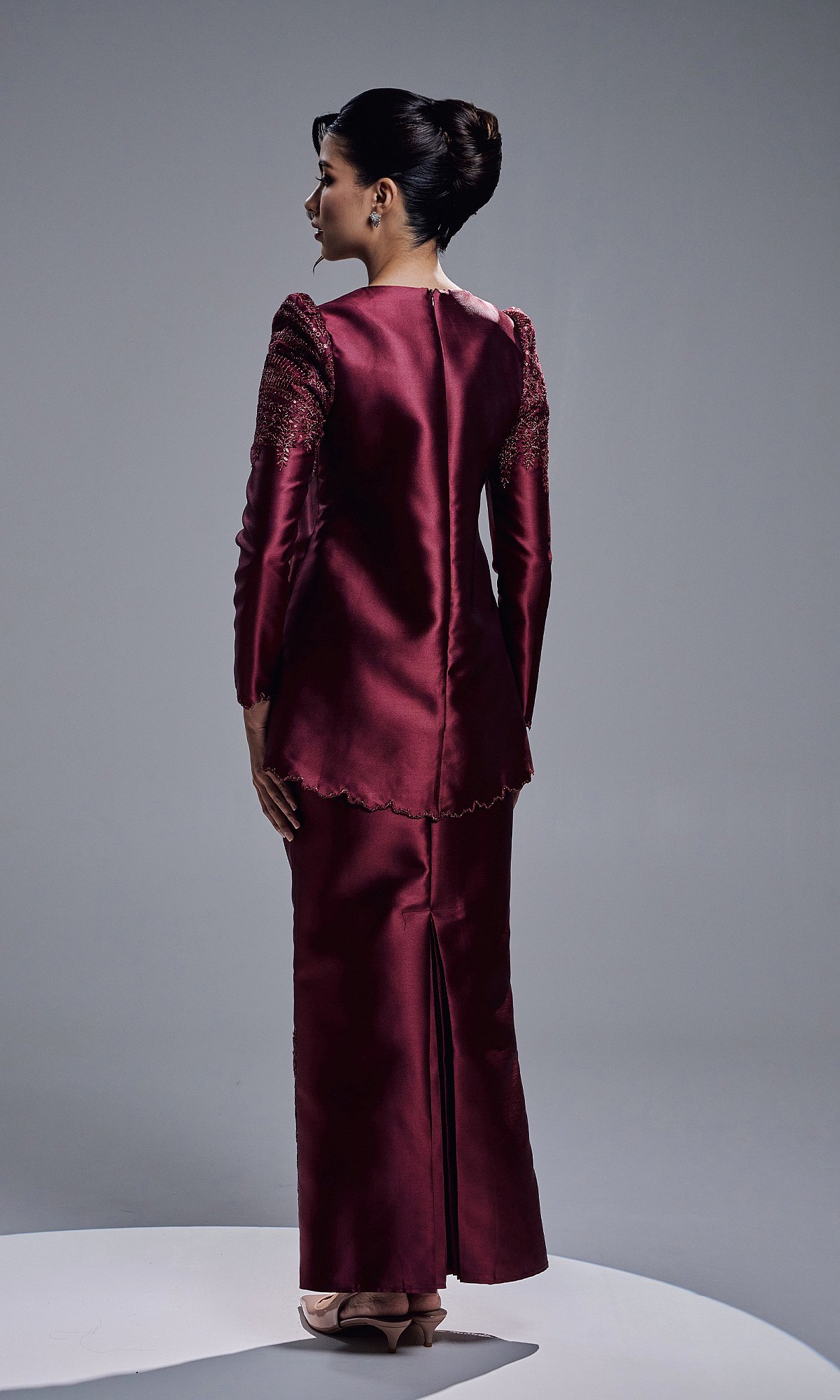 GLORIA KURUNG - BURGUNDY