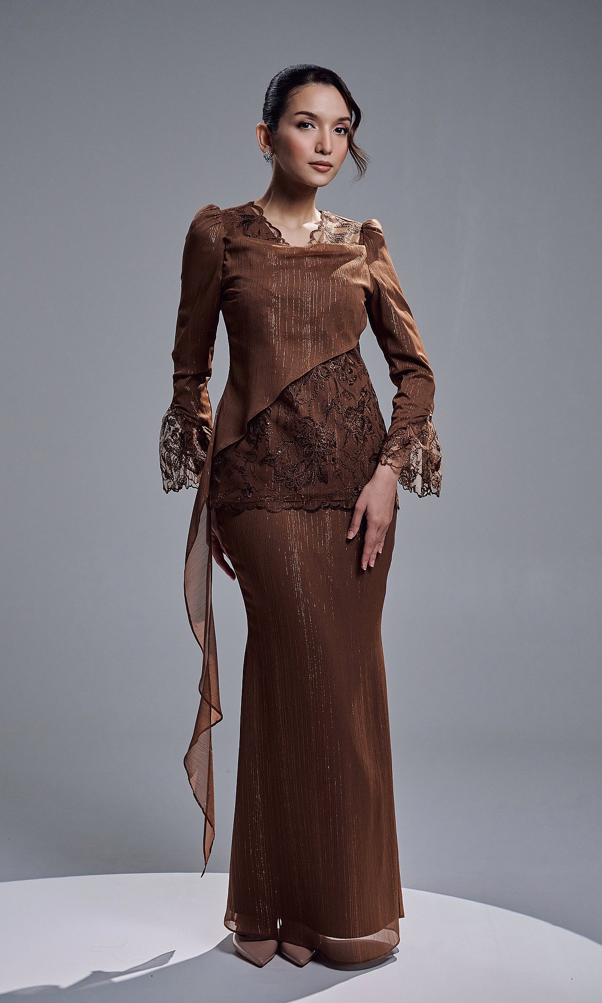 WAIDURI KURUNG - RICH BROWN