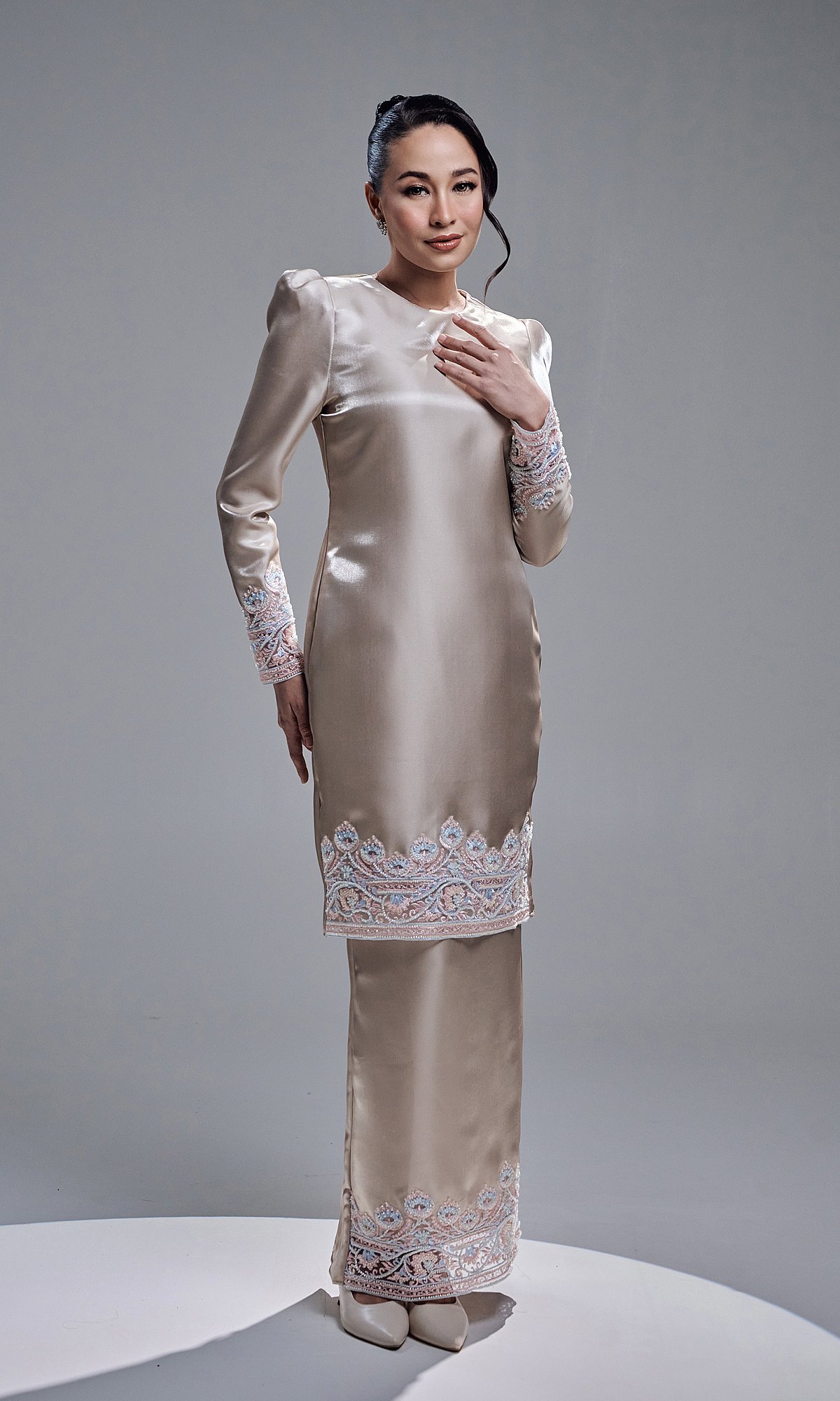 JULEETA KURUNG - CHAMPAGNE