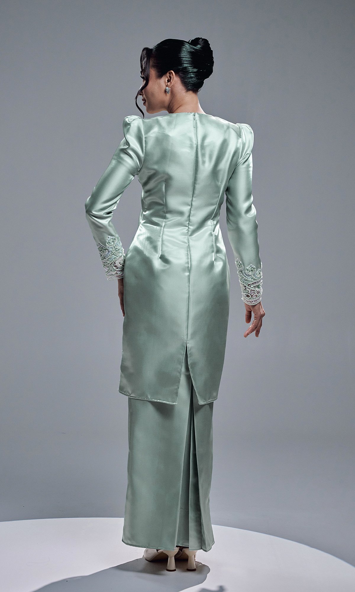 JULEETA KURUNG - SAGE GREEN