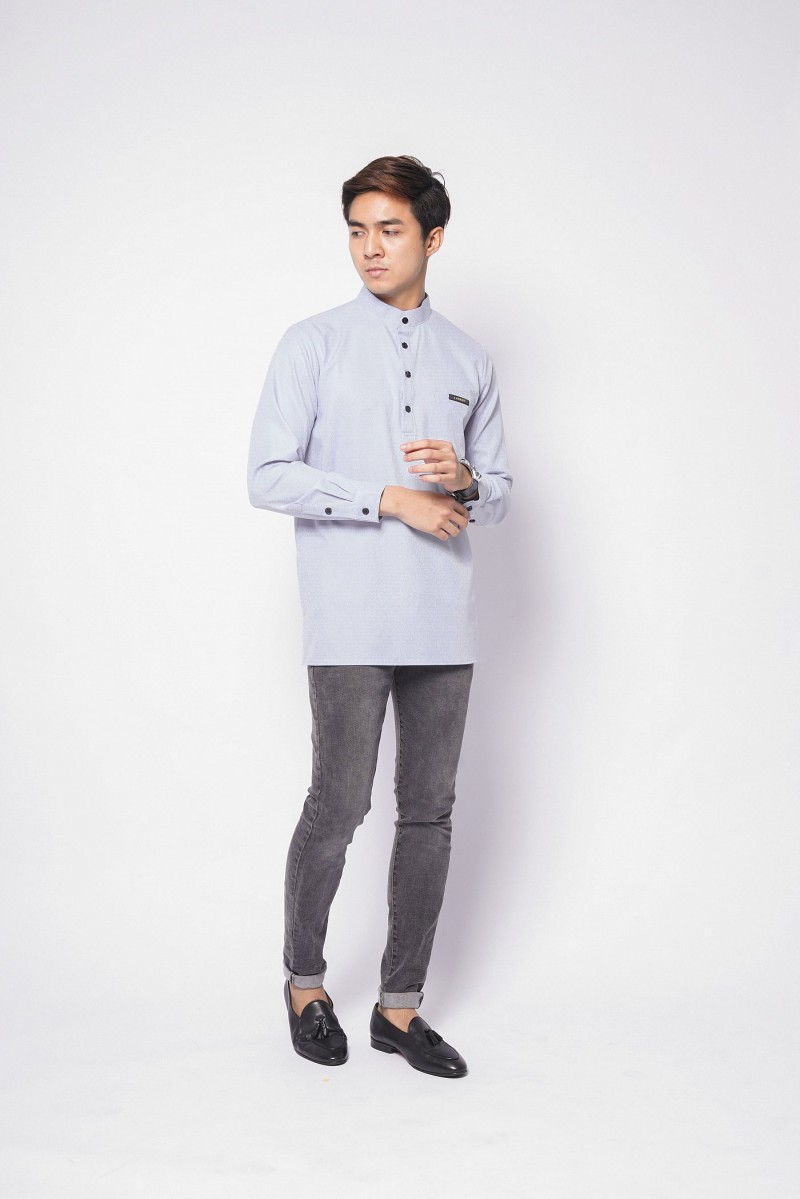 REMICO BUTTON - SILVER GREY