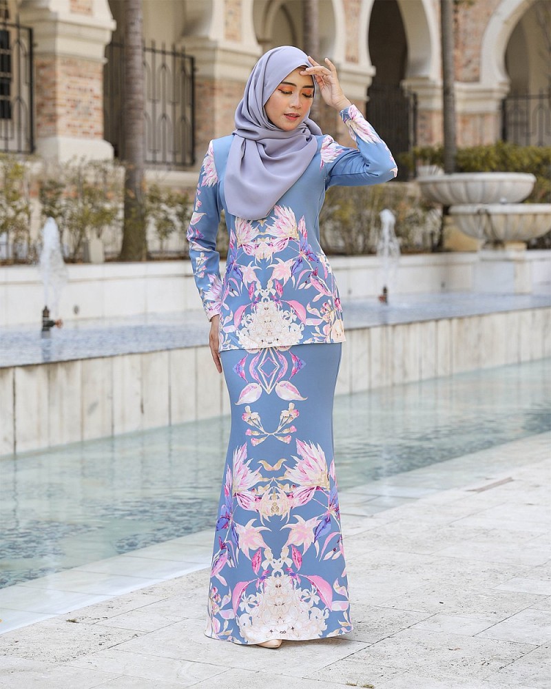 FIEKAA KURUNG - INFINITY BLUE