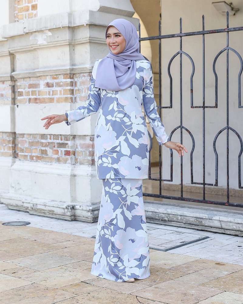 NELLYSA KURUNG - INFINITY GREY