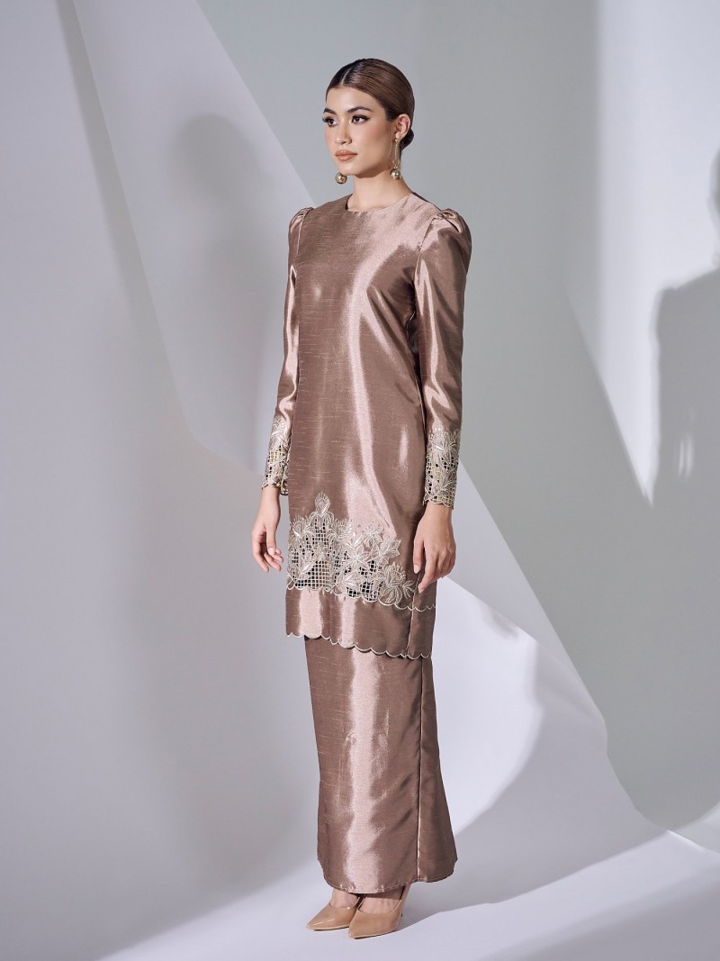 THALIA KURUNG - BRONZE