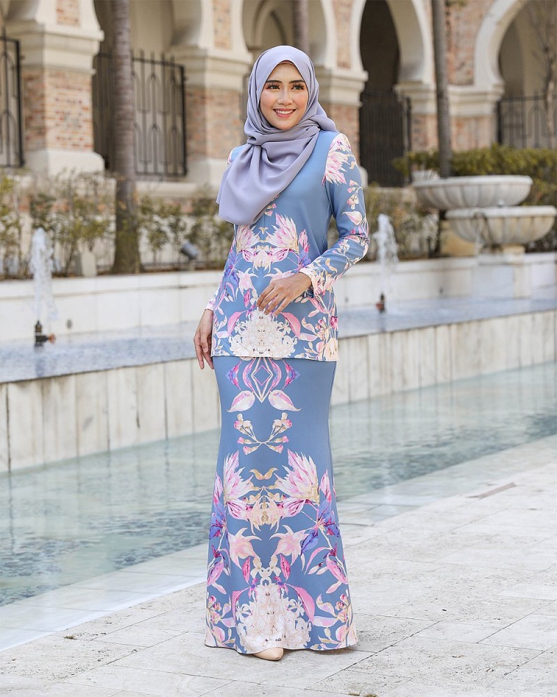 FIEKAA KURUNG - INFINITY BLUE