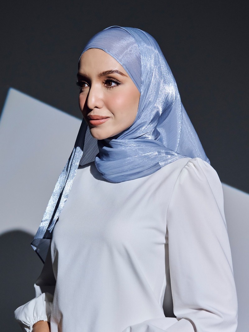 VIORA SHIMMER SHAWL - PEARL BLUE