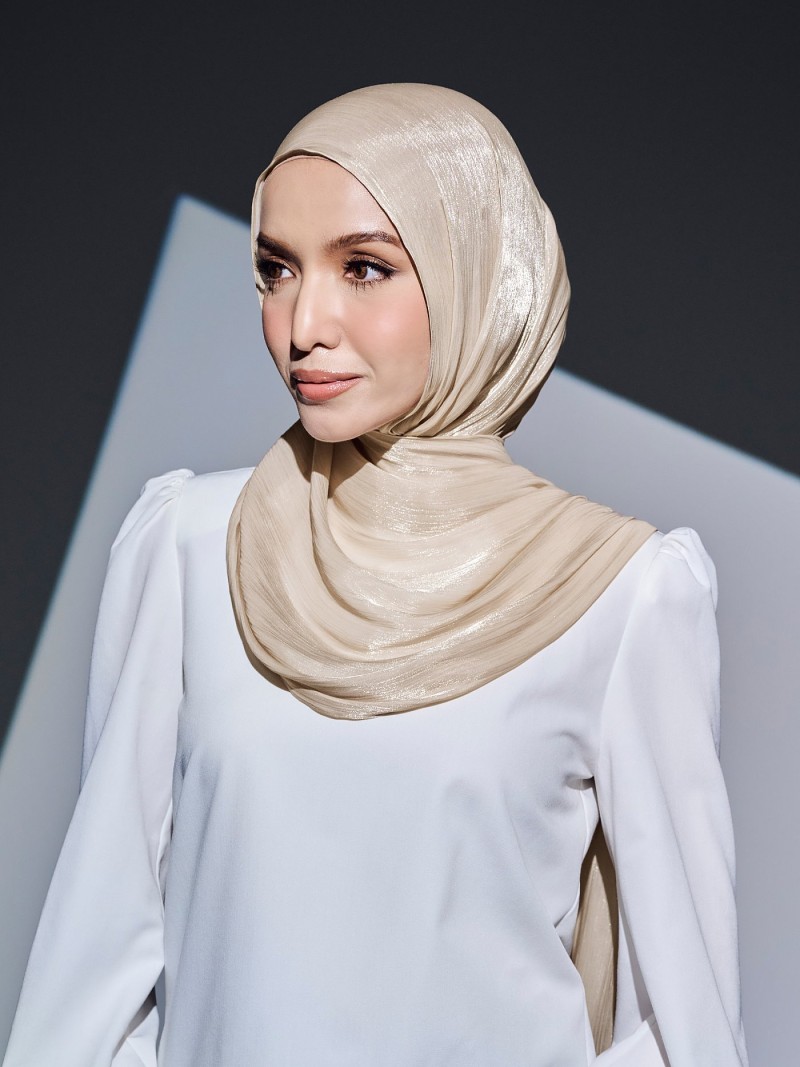 VIORA SHIMMER SHAWL - IVORY CREAM