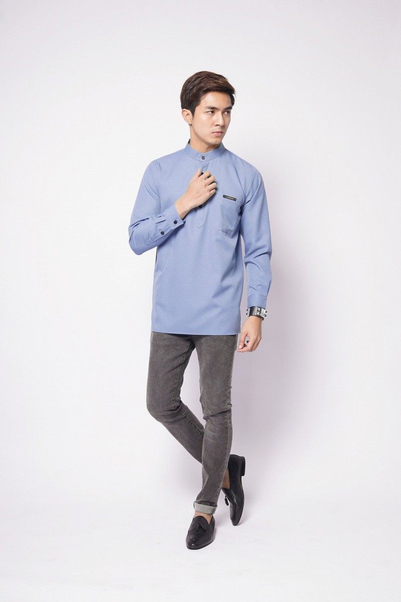 REMICO BUTTON - PARIS BLUE