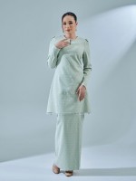 CELINA KURUNG - SAGE