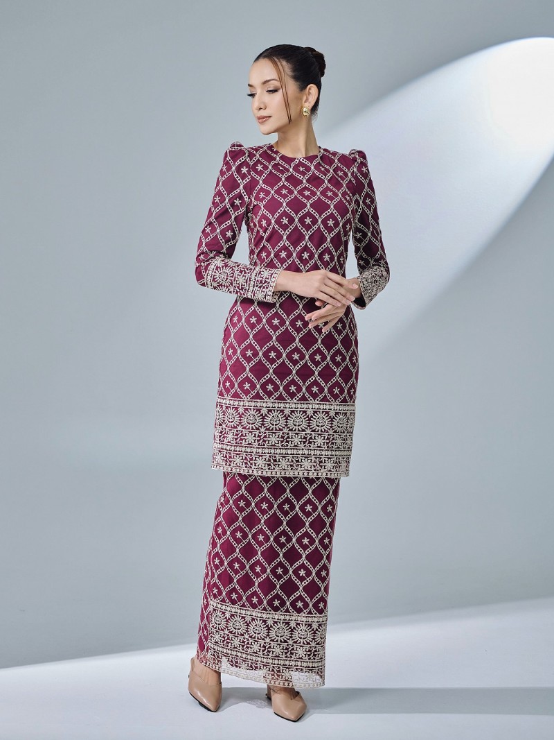 ELHANA KURUNG - BURGUNDY