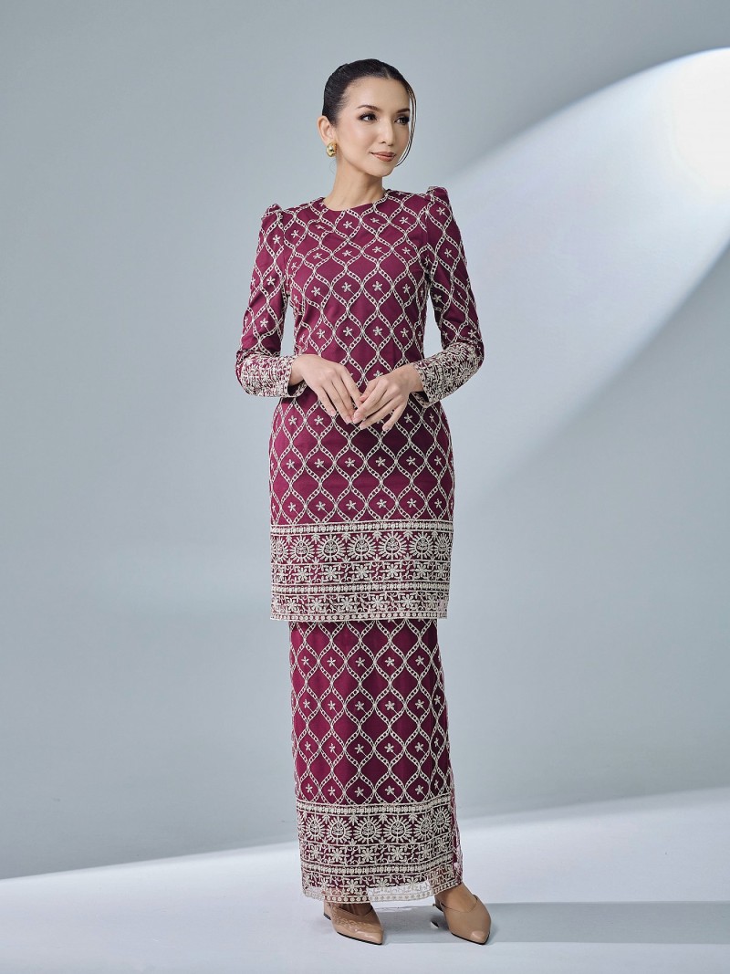 ELHANA KURUNG - BURGUNDY