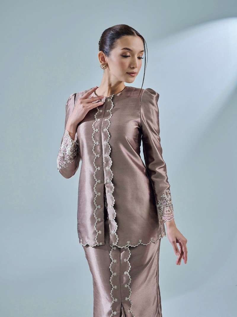 ESTINY KURUNG - BRONZE