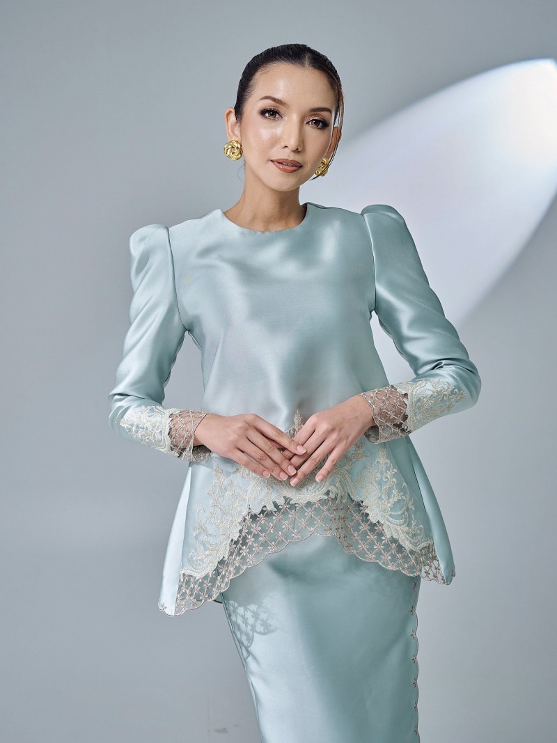 ESTIRA KURUNG - SAGE GREEN