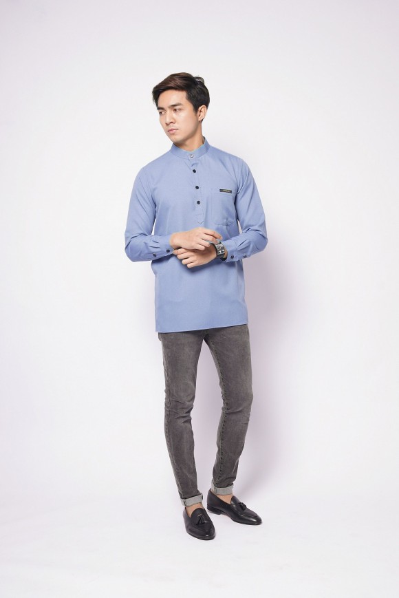 REMICO BUTTON - PARIS BLUE