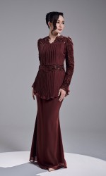 HANNAH KURUNG - RICH BROWN