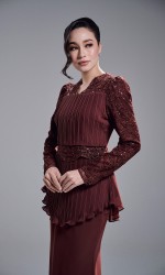 HANNAH KURUNG - RICH BROWN