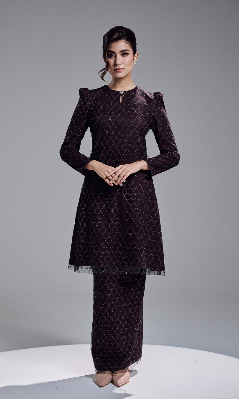 CELINE KURUNG - MAHOGANY