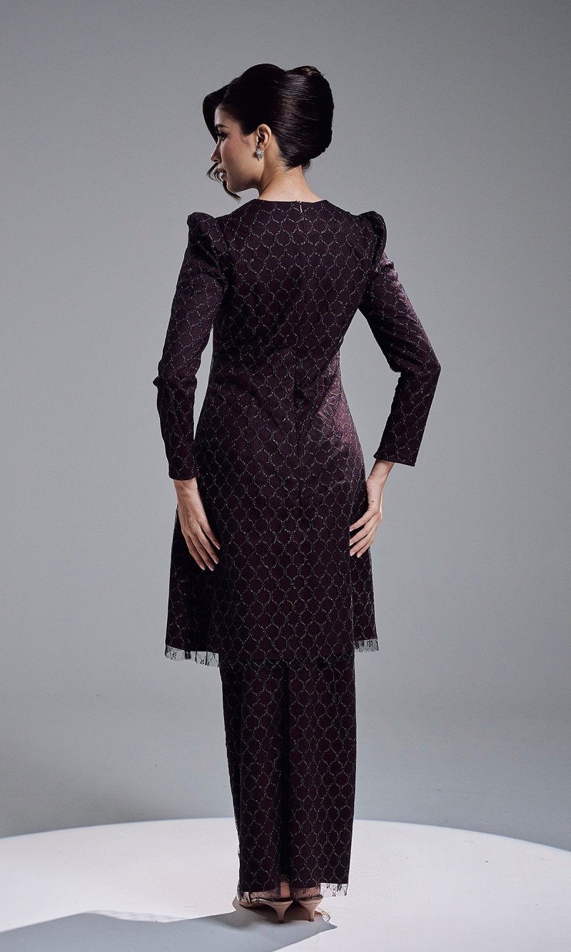 CELINE KURUNG - MAHOGANY