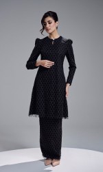 CELINE KURUNG - BLACK