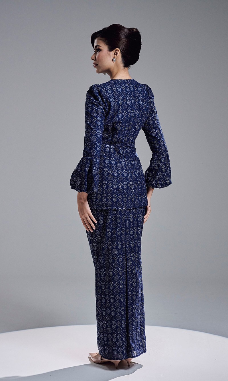 SHAZA KURUNG - NAVY