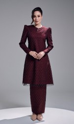 CELINE KURUNG - MAROON