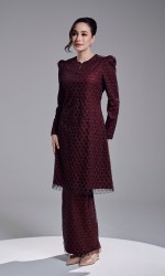 CELINE KURUNG - MAROON