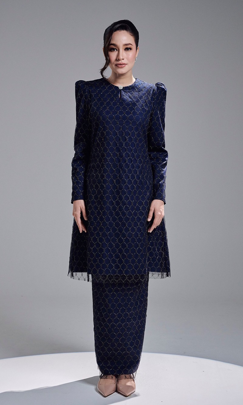 CELINE KURUNG - NAVY