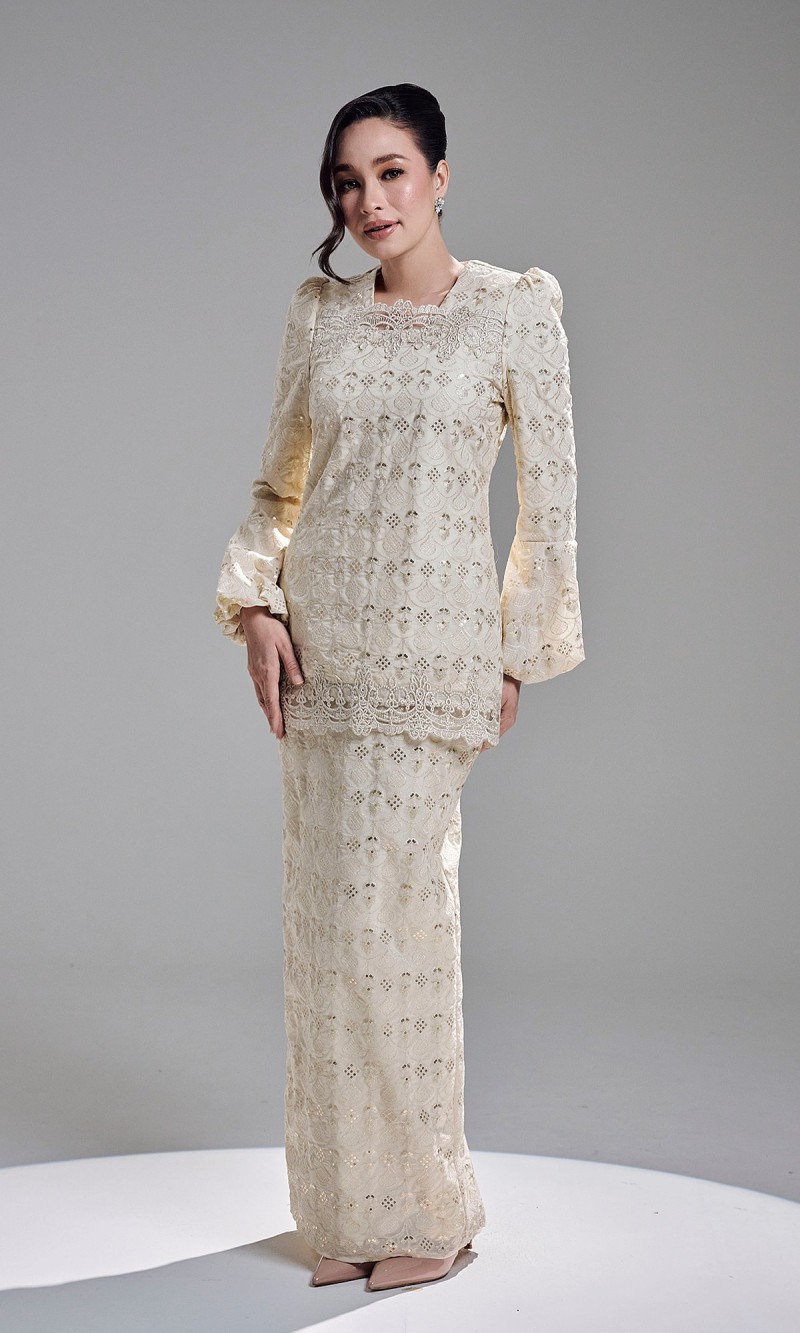 SHAZA KURUNG - CHAMPAGNE