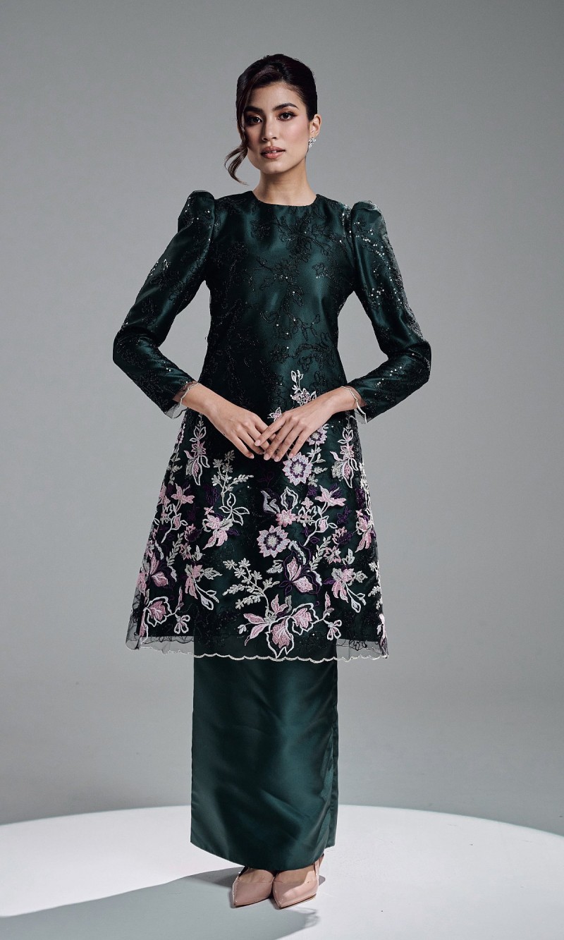 ESTELLA KURUNG 2.0 - DARK EMERALD