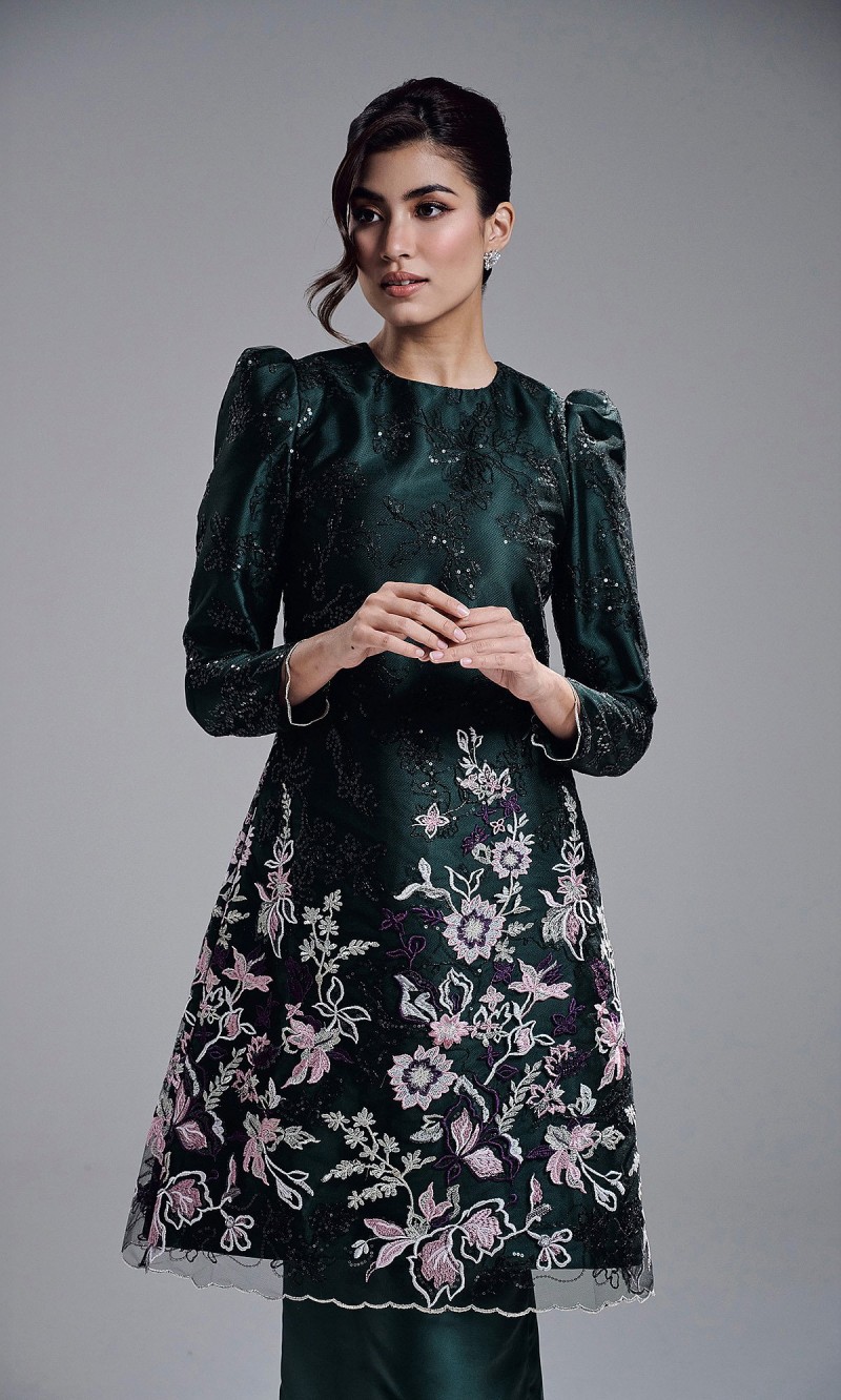 ESTELLA KURUNG 2.0 - DARK EMERALD