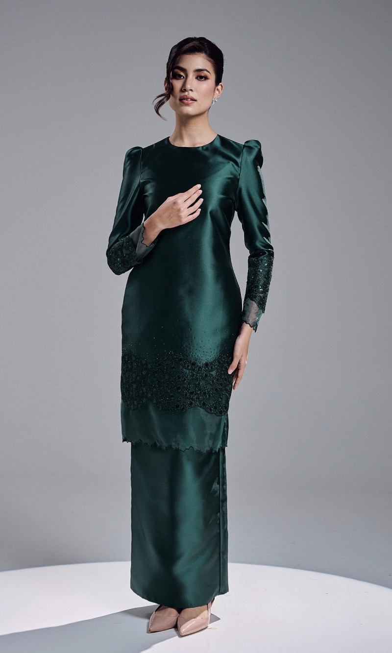 ESTERINA KURUNG - DARK EMERALD