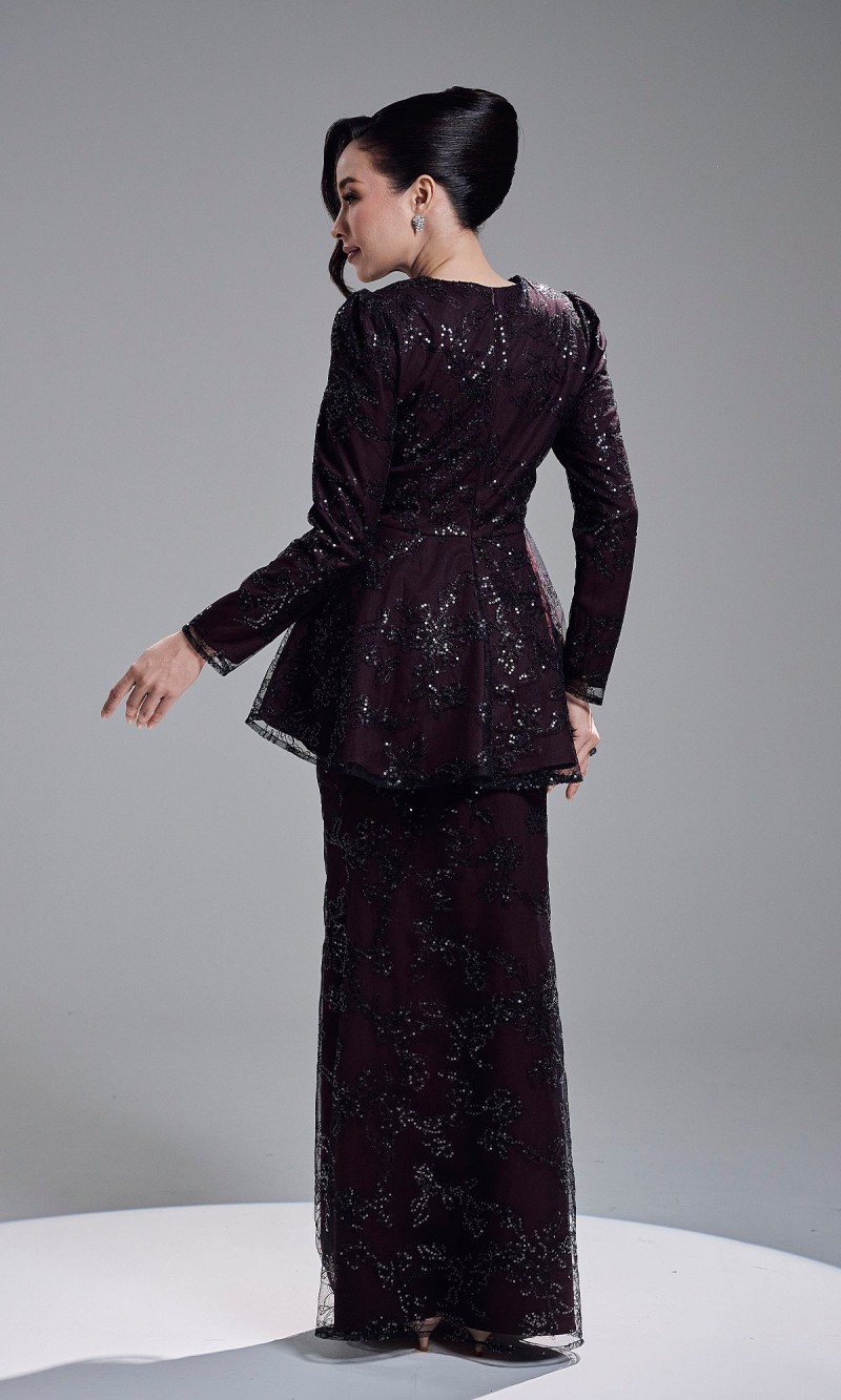 DELISHA KURUNG - MAHOGANY